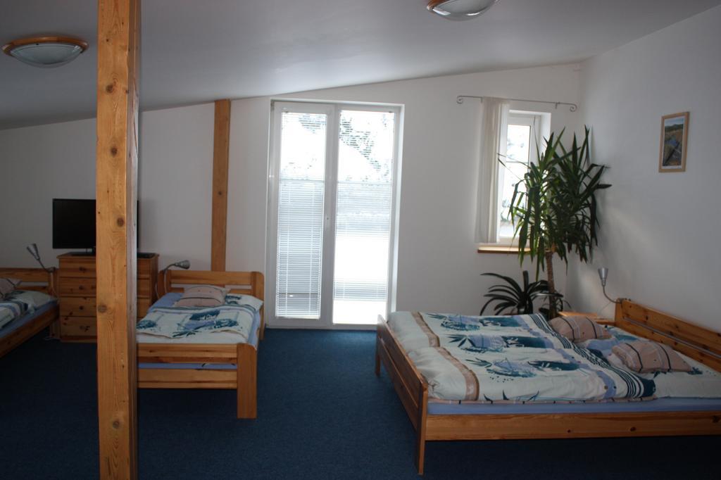 Apartmany Doma Janov nad Nisou Phòng bức ảnh